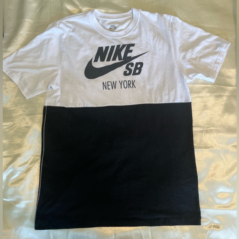 Men's Black/White Nike SB Tee